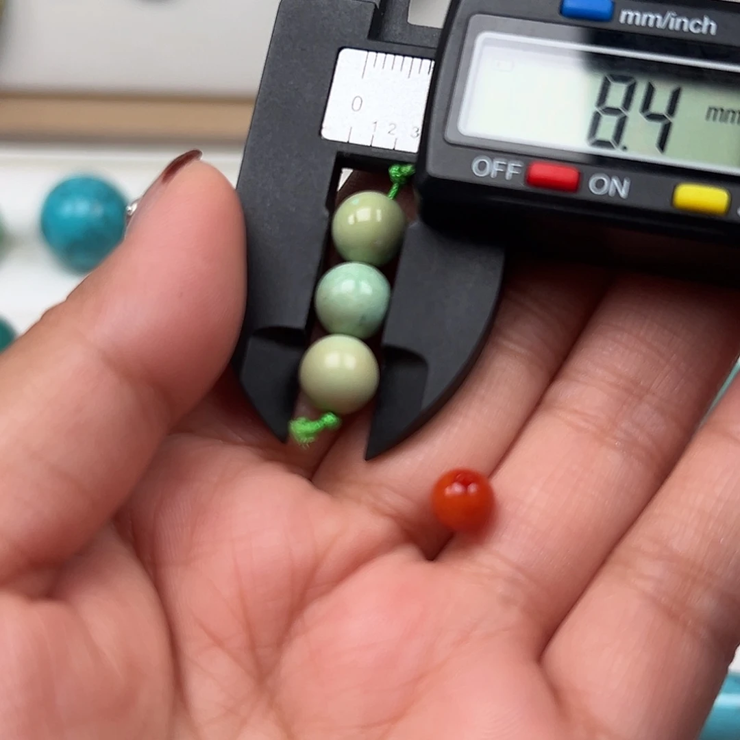 南红玛瑙未镶嵌珠宝奇石