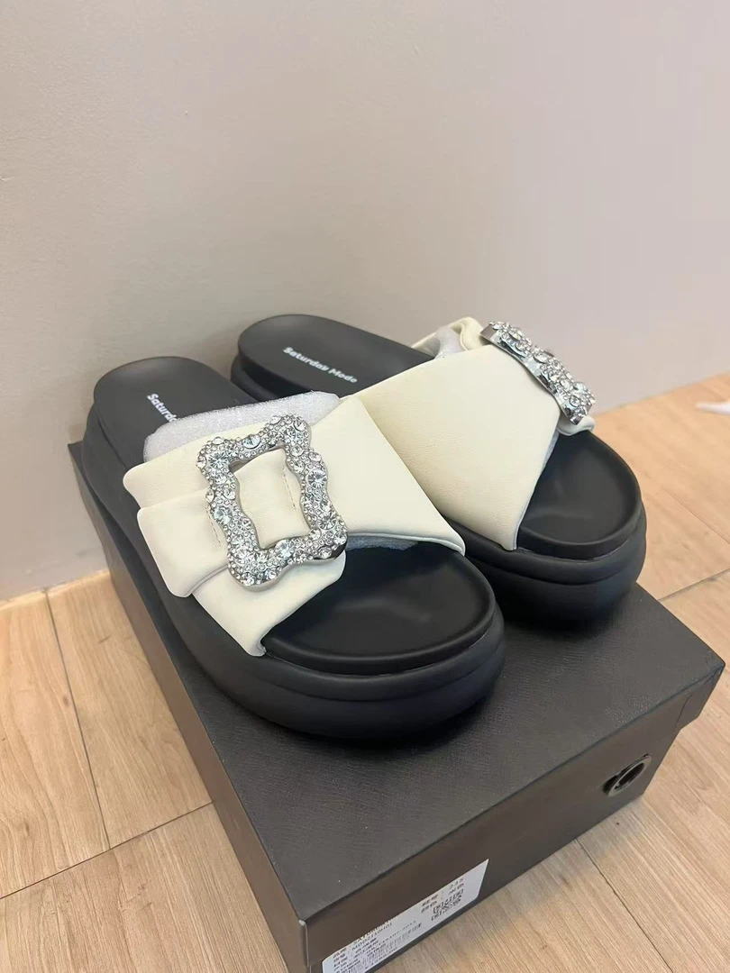 【蕙子严选】NG H11新款时尚重工凉拖