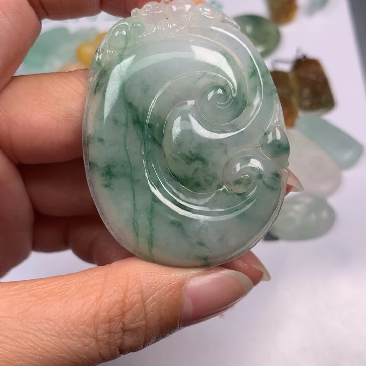 仪***感定制翡翠未镶嵌翡翠