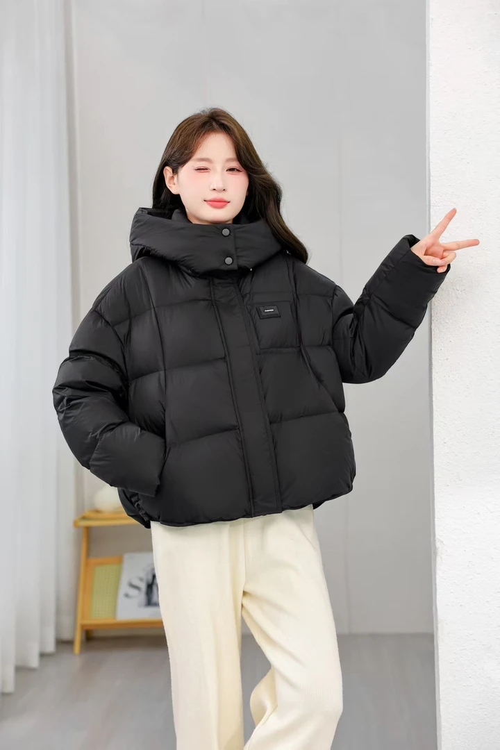 羽绒鸭绒短款连帽纯色小口袋羽绒服韩版黑色女装时尚2519
