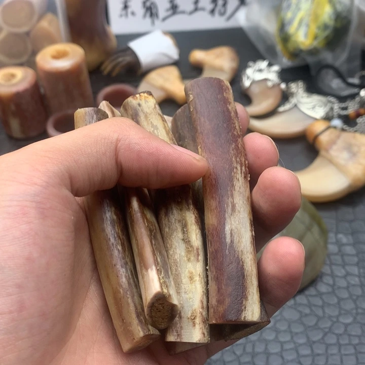木质非金属肋骨。