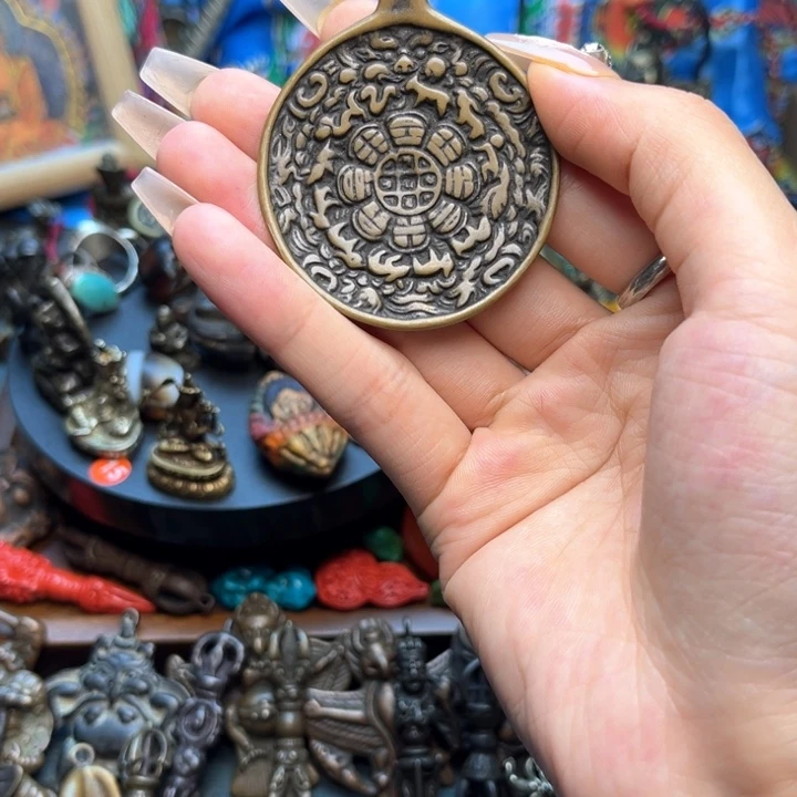 泥塑12 号闪价漏价一件