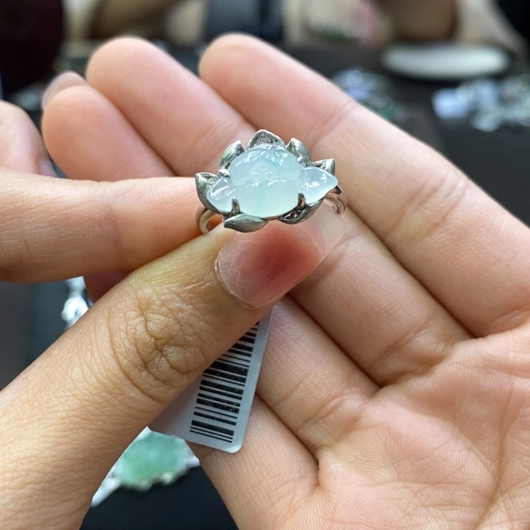 颈饰银S925镶嵌翡翠