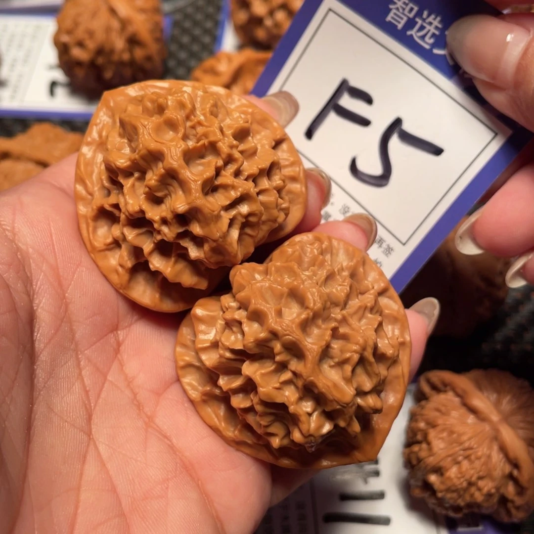 文玩核桃吊坠5号帝王43