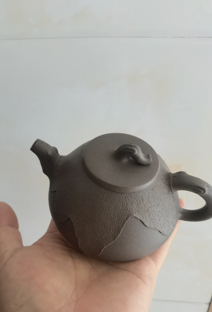 原矿清灰段泥料，半手工制作，手工贴绘，异性石瓢！