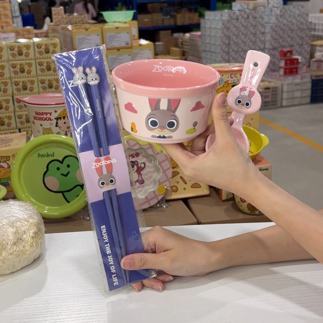 瓷31303 家勺子筷子有冲突