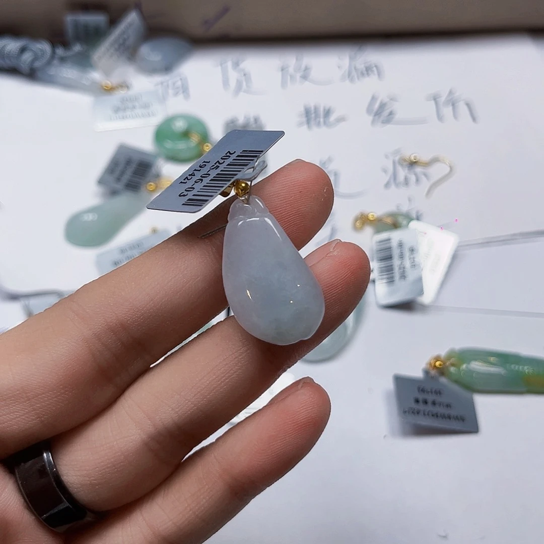 翡翠未镶嵌颈饰缅甸翡翠A货