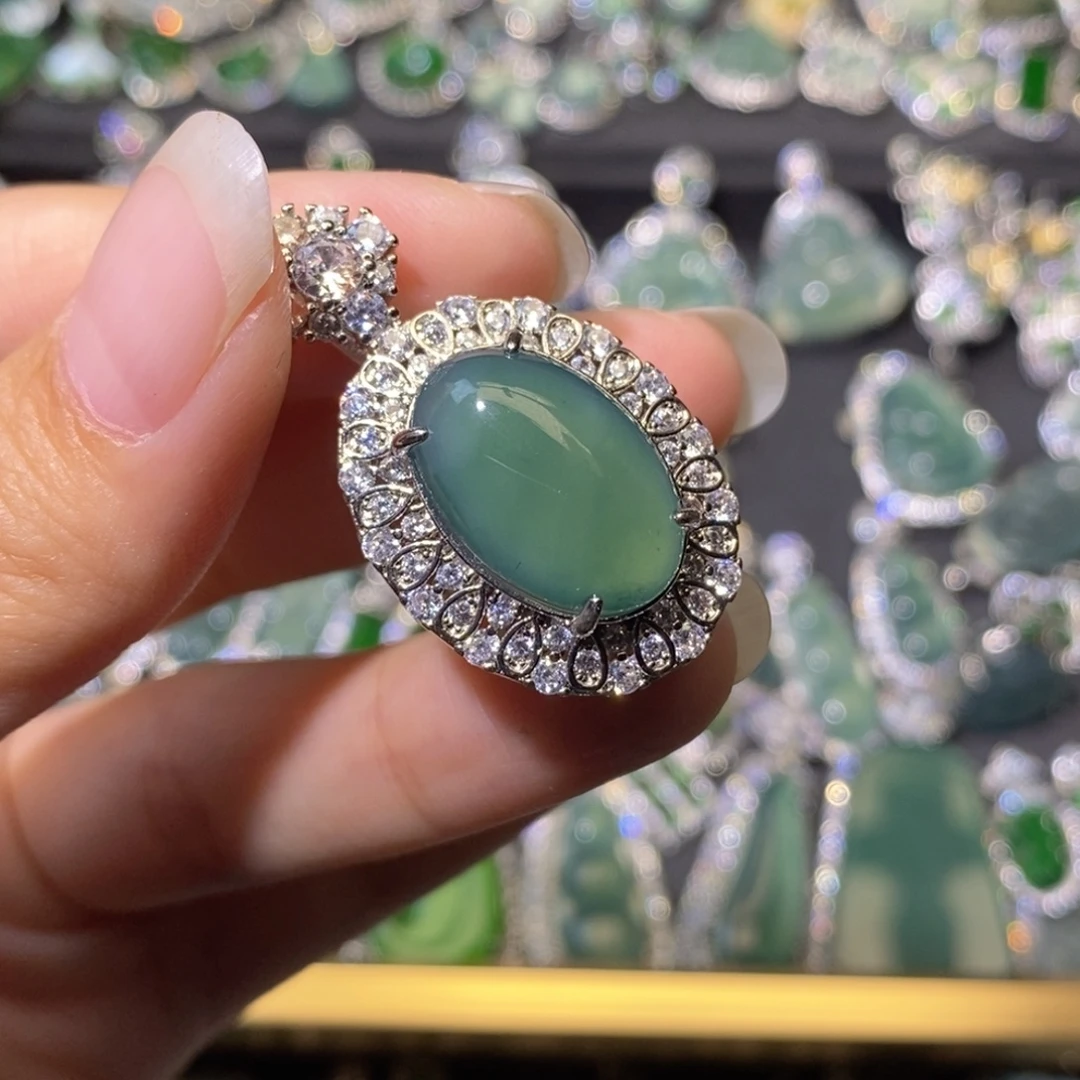 翡翠未镶嵌颈饰天然