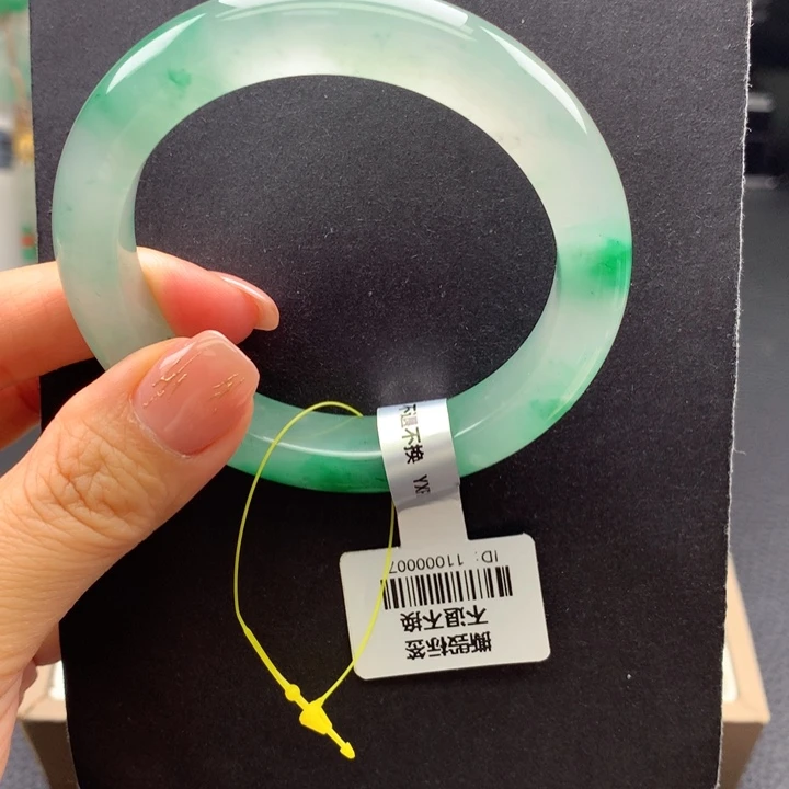 石英质玉未镶嵌手镯+cc 56.3