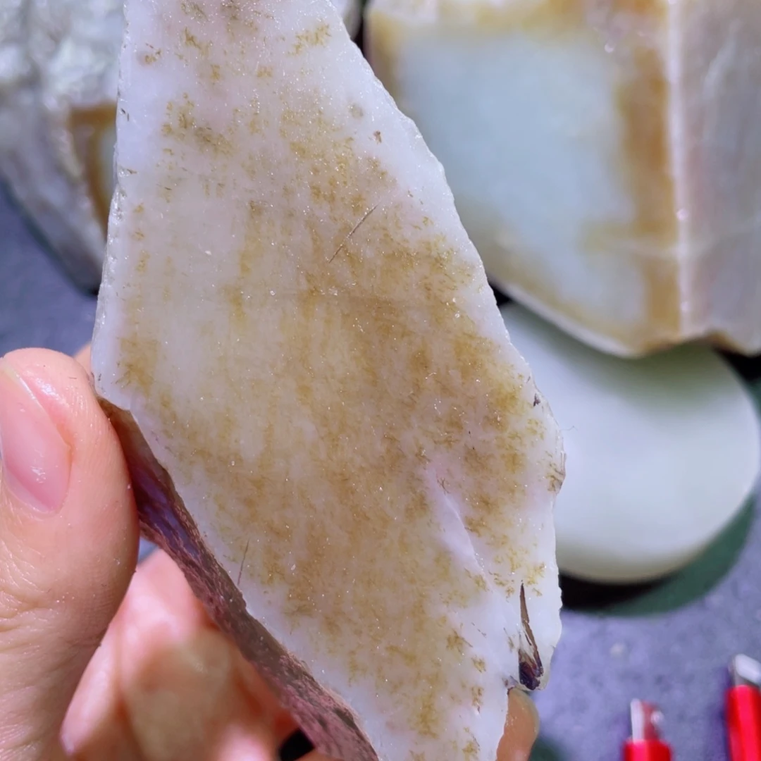 和田玉未镶嵌珠宝半成品