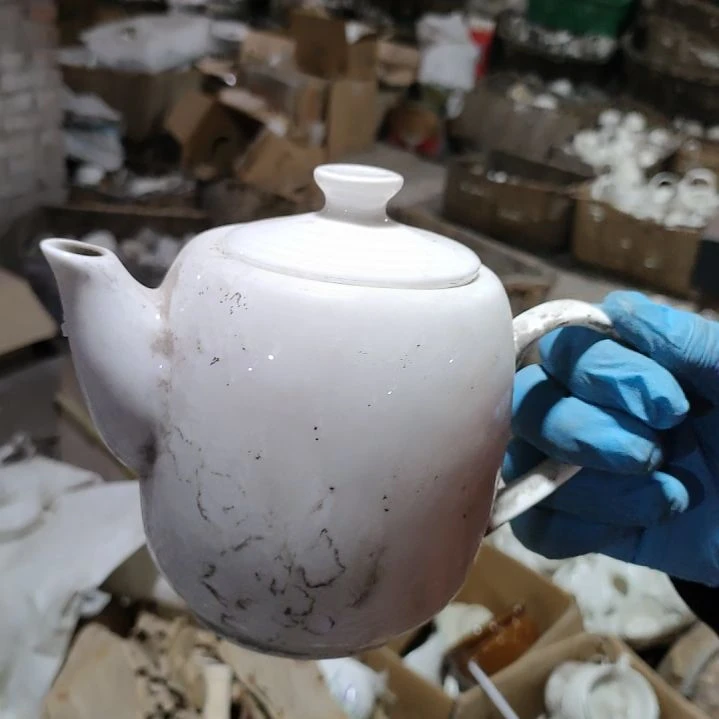 摆件陶瓷盘子碗啥都有