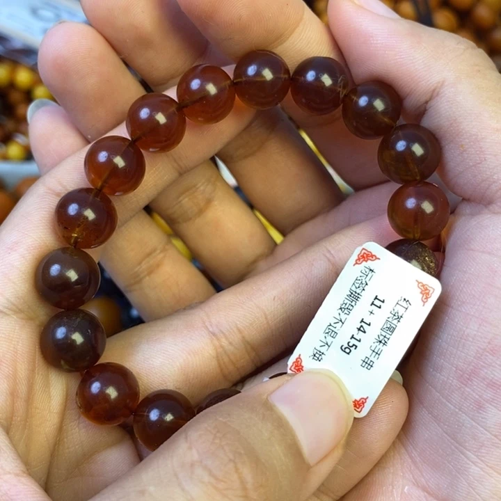 未镶嵌琥珀珠宝奇石