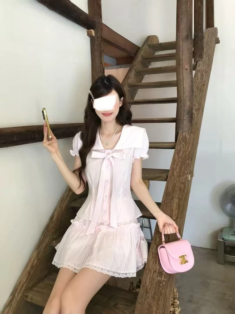【恋爱告急】甜美纯欲风少女感蝴蝶结翻领上衣蕾丝边短裙韩系套装