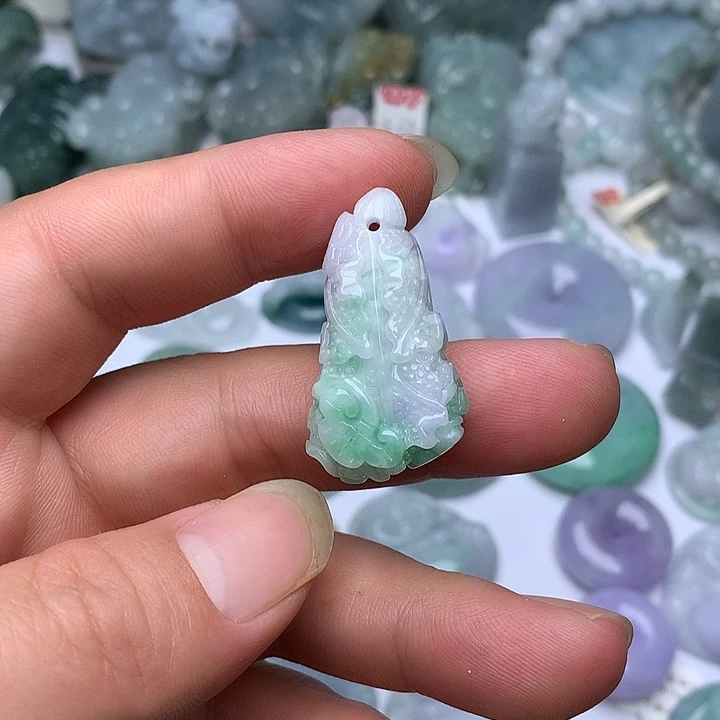 翡翠未镶嵌颈饰天然翡翠