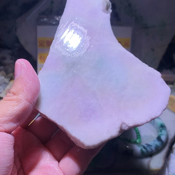 颈饰未镶嵌翡翠边角料