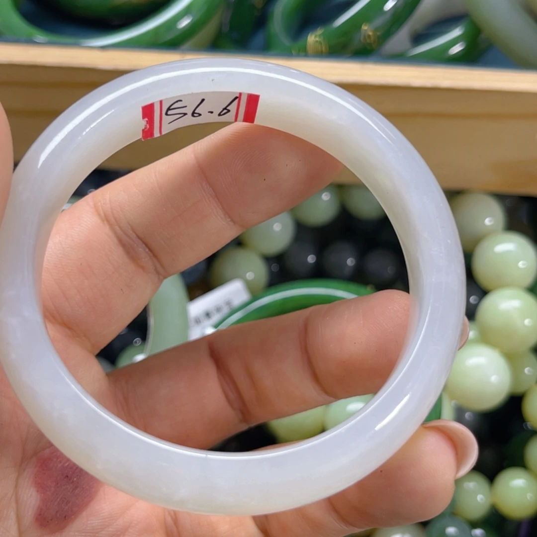 手链未镶嵌和田玉