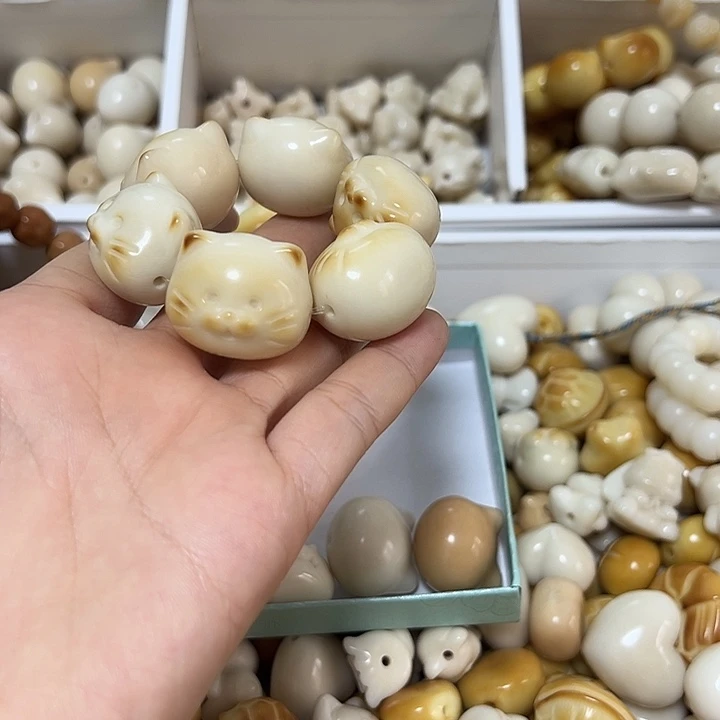 菩提根/象牙果吊坠特价猫头手捻瑕疵款