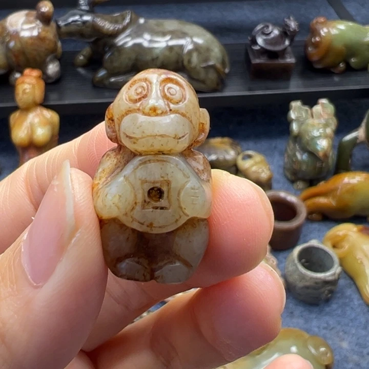 和田玉未镶嵌挂件