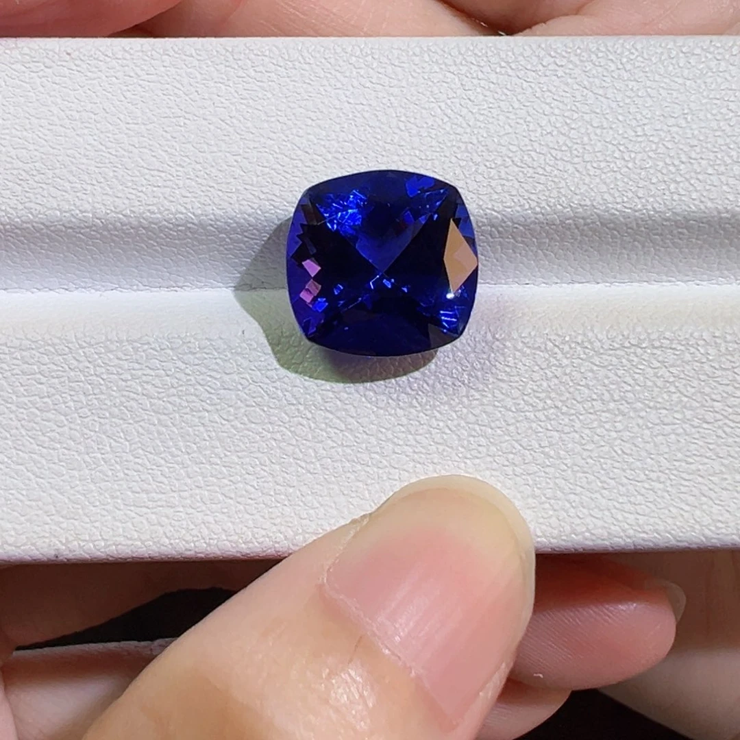 未镶嵌珠宝半成品坦桑石9.16ct皇家蓝