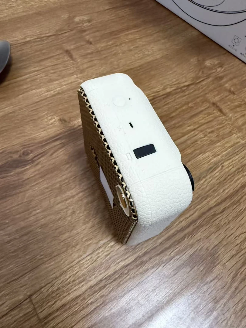 54  蓝牙音箱扩音蓝牙耳机重低音按键便携