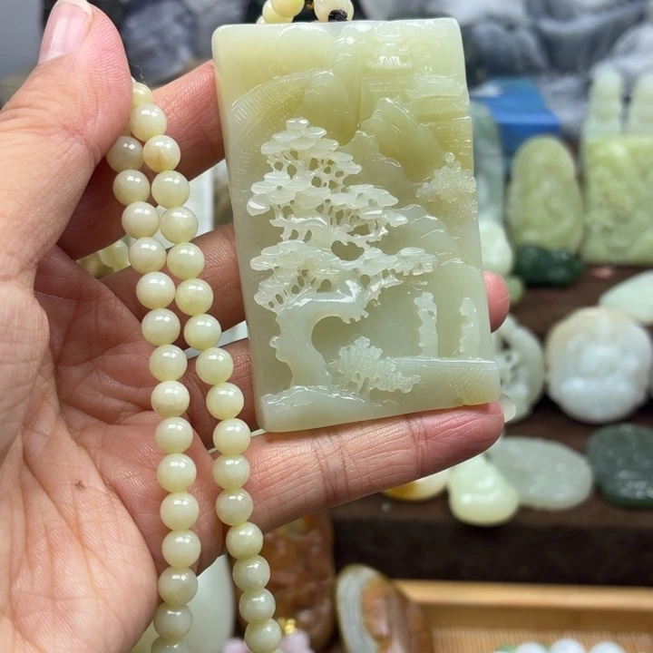 和田玉未镶嵌颈饰