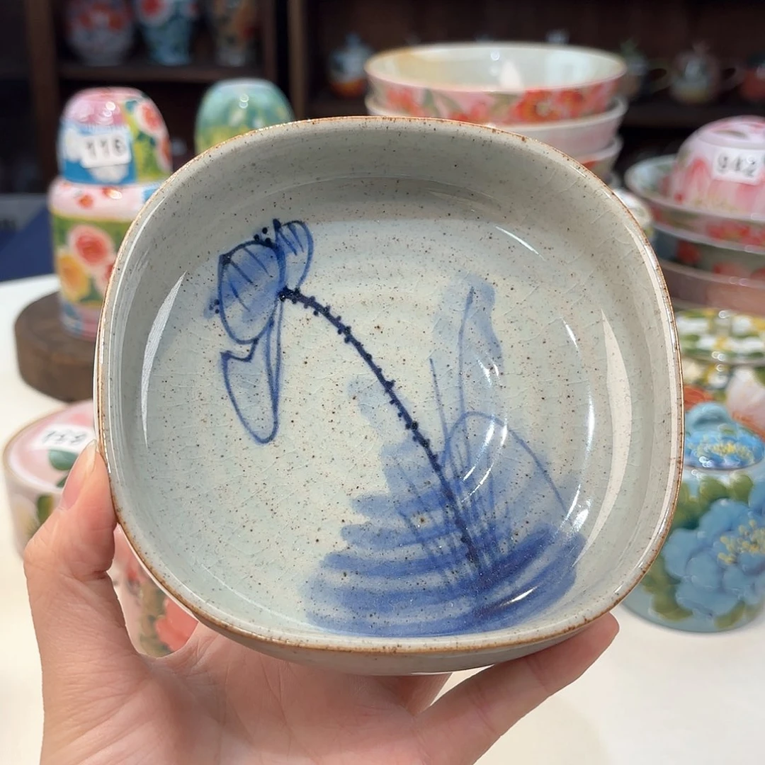 瓷片兔兔好可爱啊我