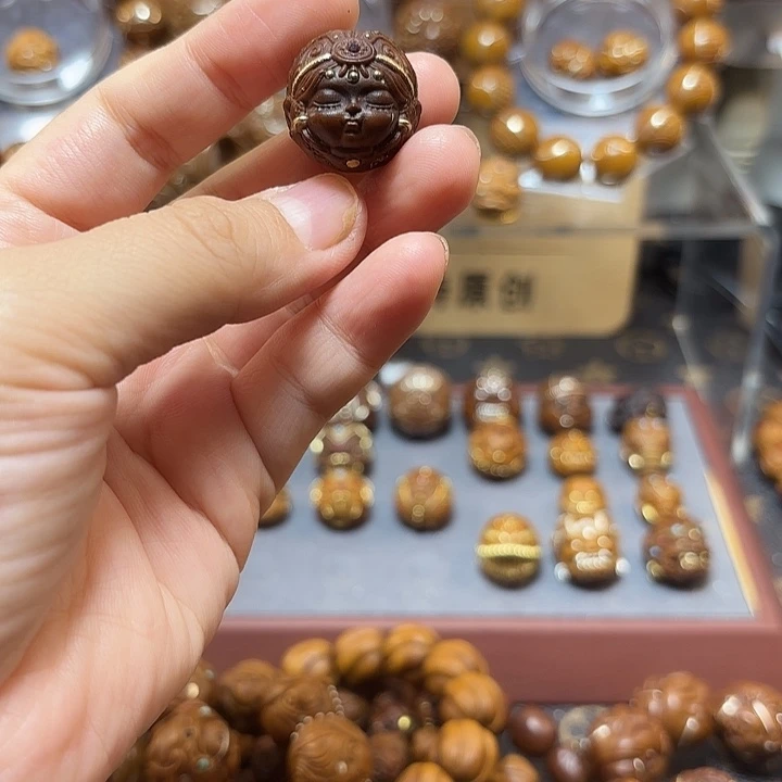 吊坠紫金鼠扎基啦母，不退不换