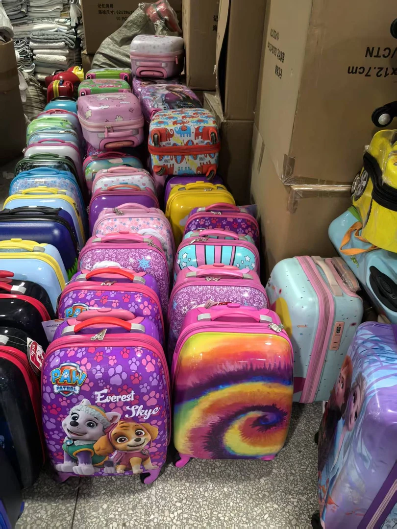 《厚广家》3楼小号小女孩行李箱 发1个，不挑色微瑕疵 女孩