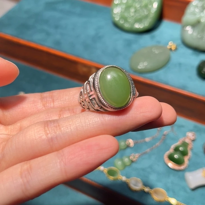 和田玉未镶嵌珠宝半成品碧玉戒指