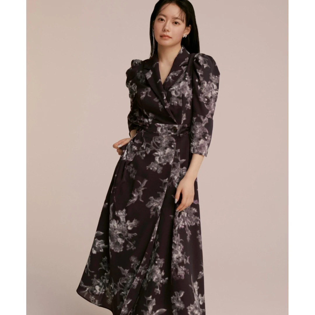 【胖虎家】春季新款 S 优雅印花气质百搭翻领腰部系带收腰连衣裙