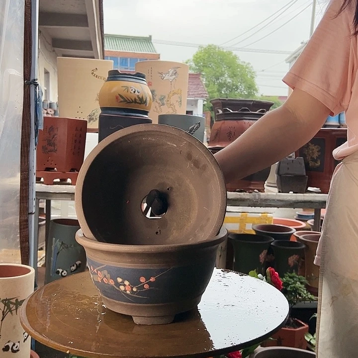 宜兴紫砂花盆蓝富贵点彩中一对