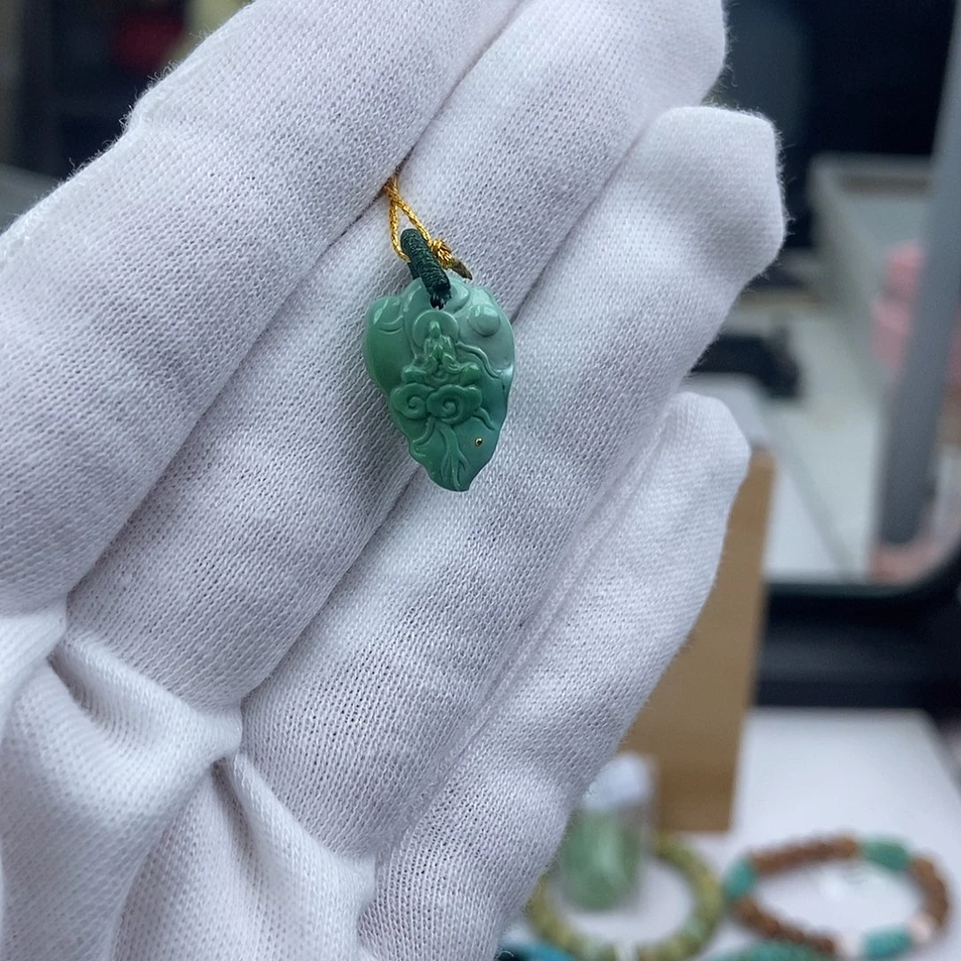 绿松石未镶嵌珠宝奇石