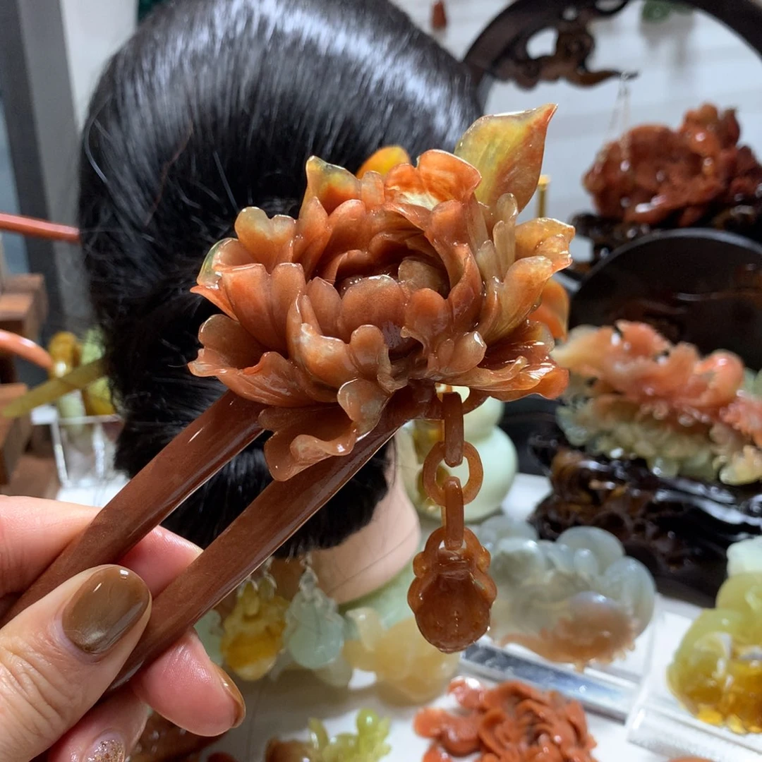 南***章蛇纹石玉未镶嵌发饰