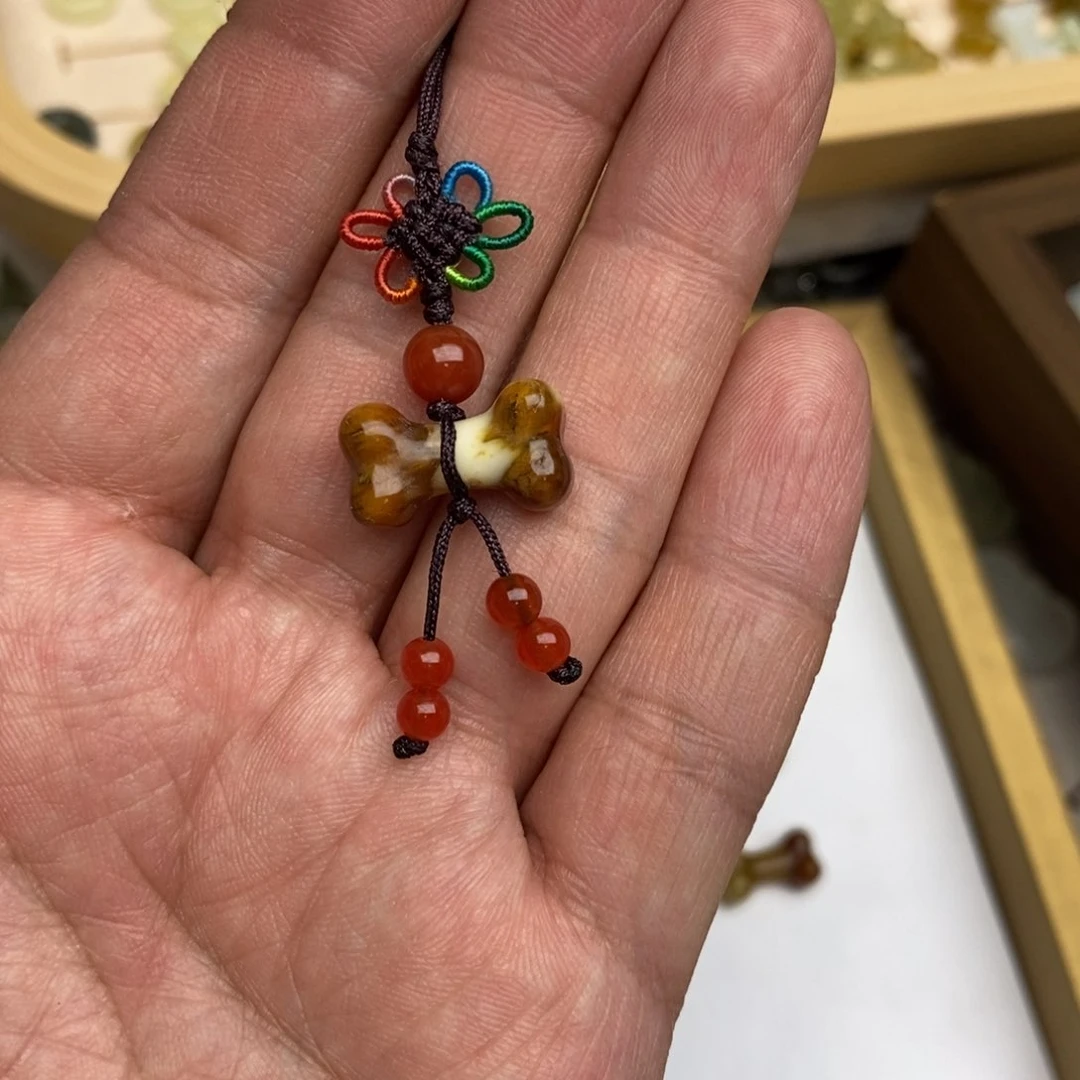 岫玉天然岫玉假一赔十，默认微瑕不退不换未镶嵌