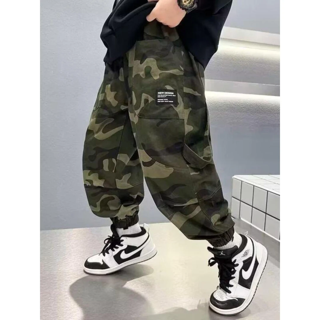 潮走新款男式帅气迷彩冰丝工装裤春夏季打底裤童装中、大号童装休