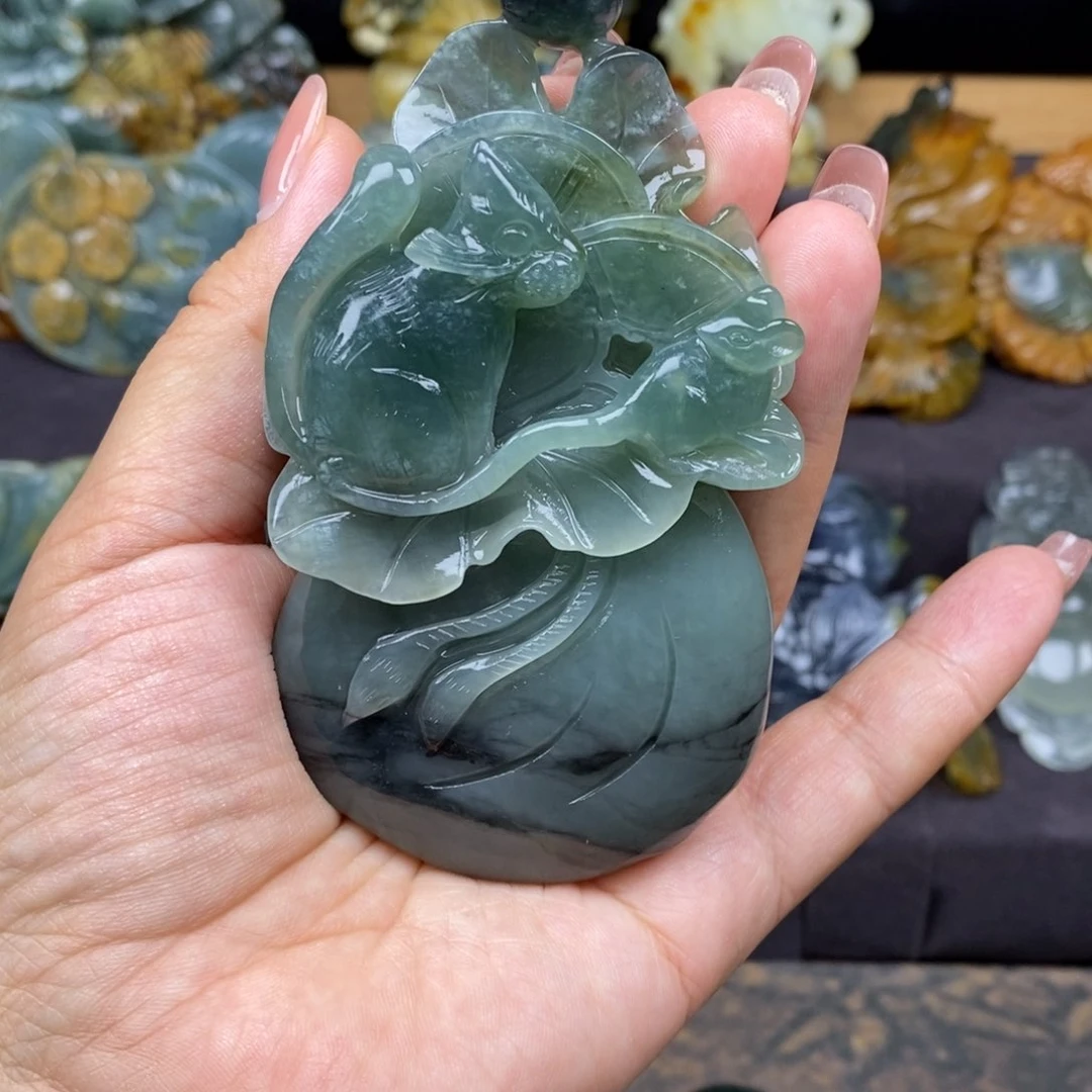 蛇纹石玉颈饰未镶嵌北****⁸