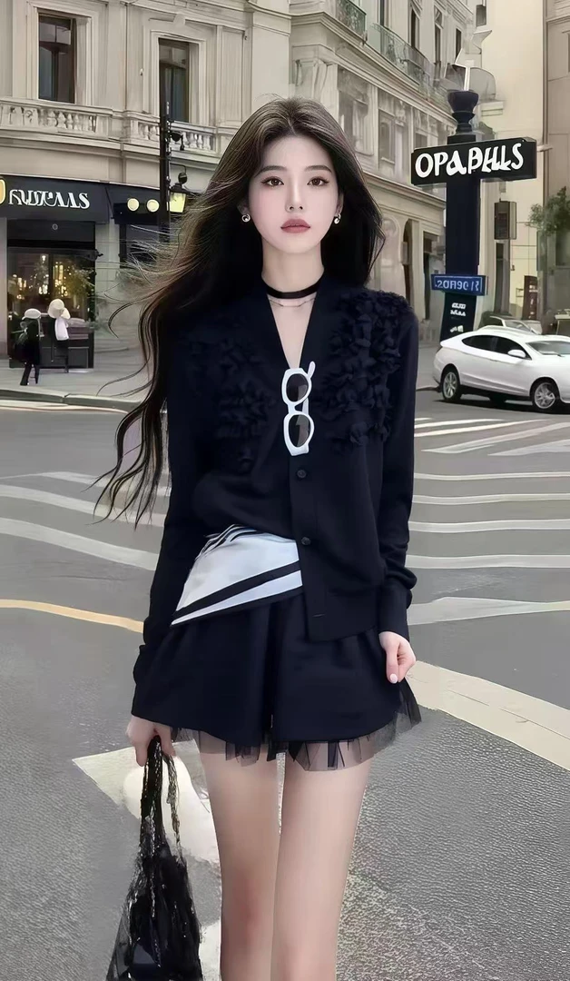 秋季新款高级感黑色长袖单排扣V领上衣+撞色高腰半身裙女两件套