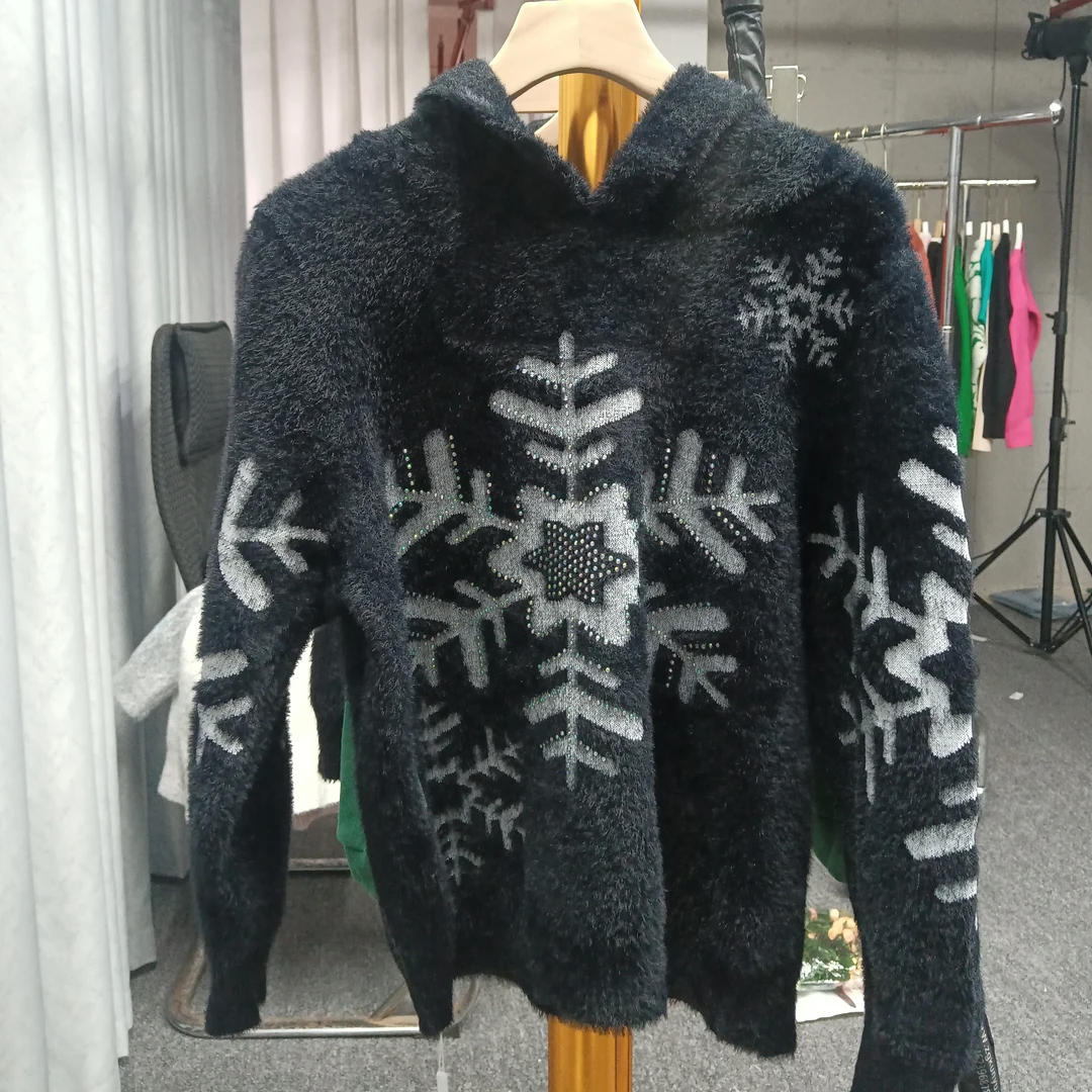 1245长袖时尚连帽韩版圆领卡通秋冬套头长袖时尚连帽圆领百搭