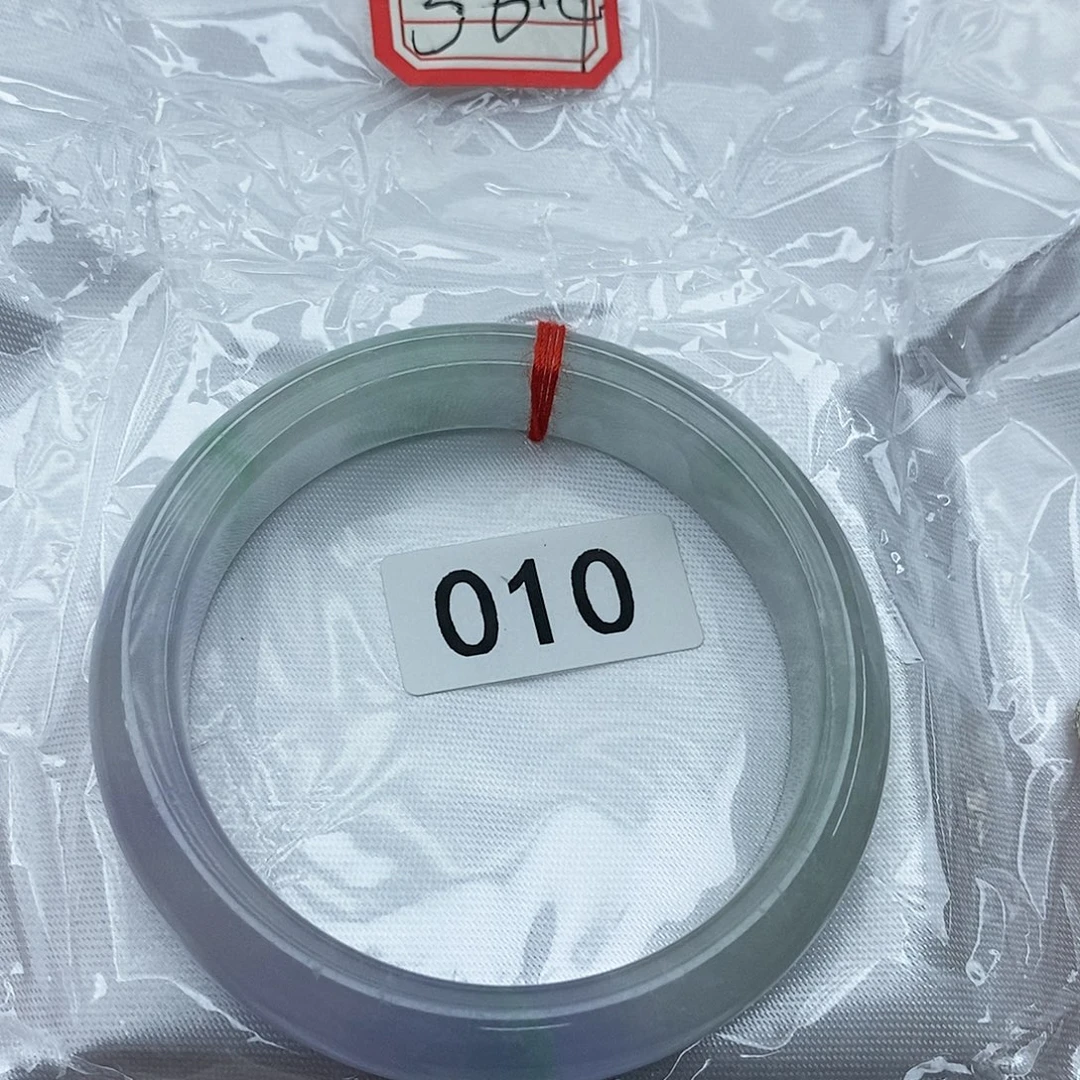 Z***燕翡翠手镯未镶嵌F010