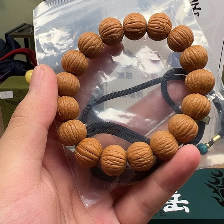 十****手串文玩核桃天岳幸运盒