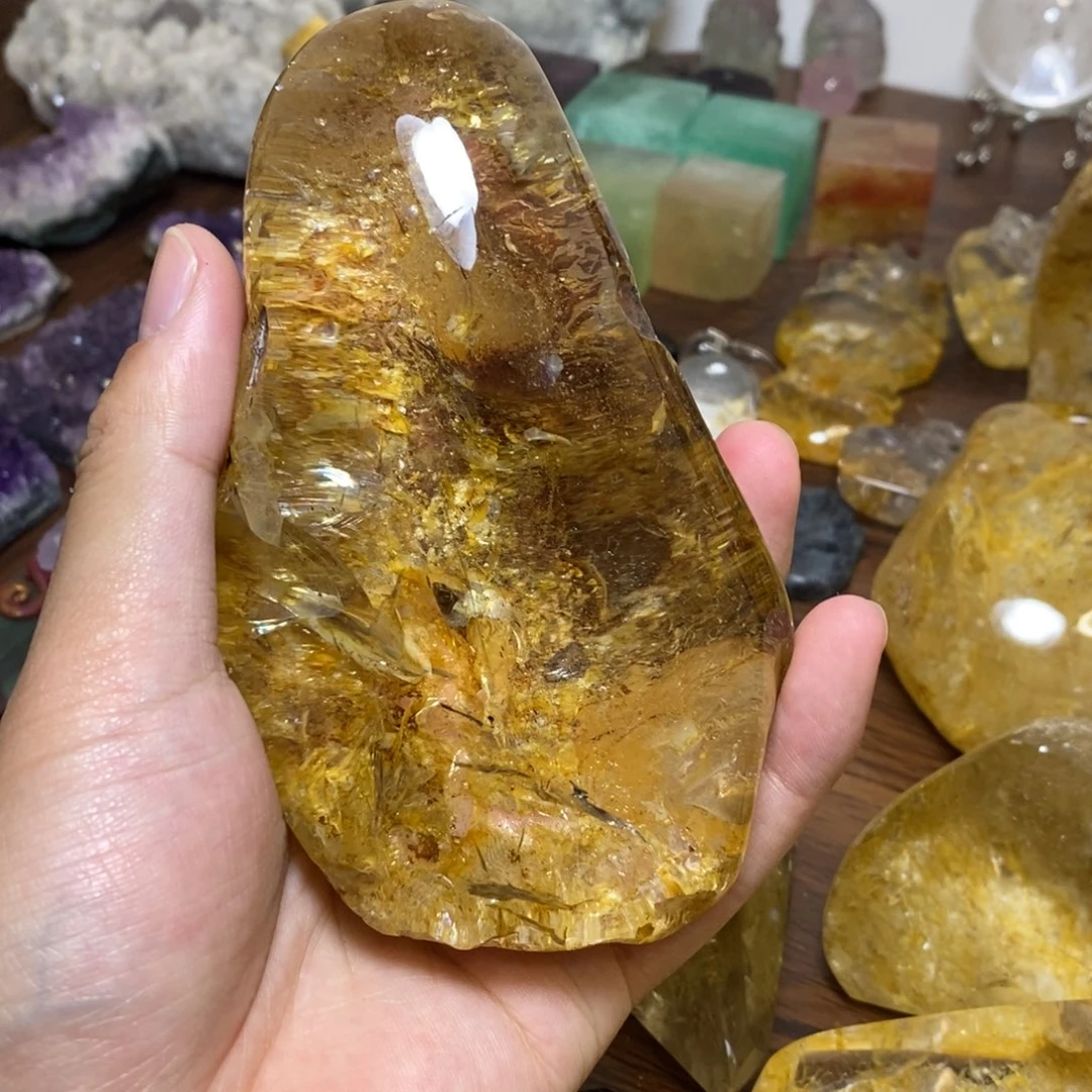 钰***䤴珠宝半成品未镶嵌水晶