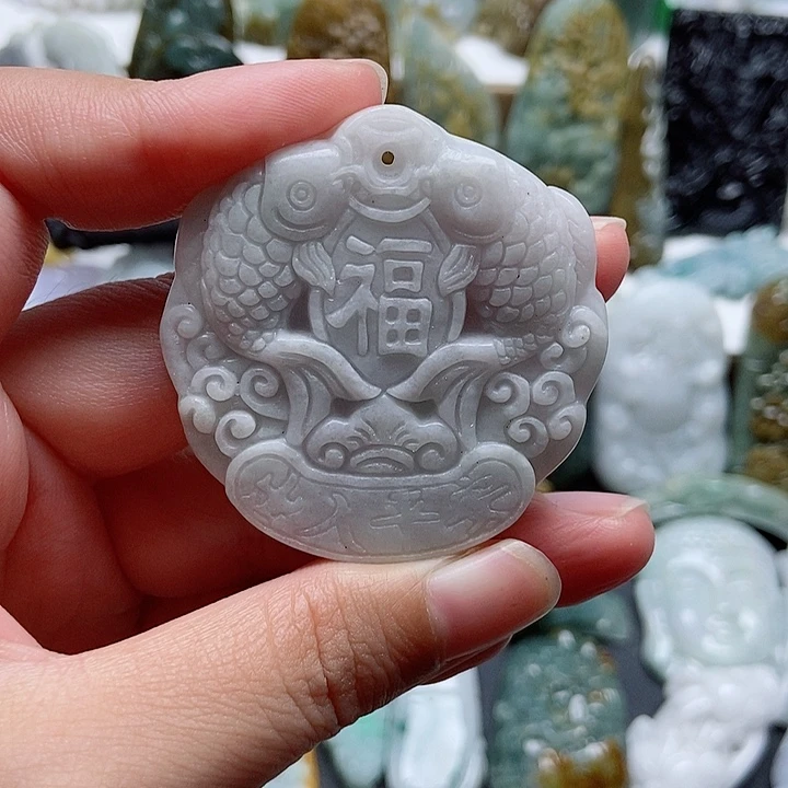 翡翠未镶嵌颈饰翡翠