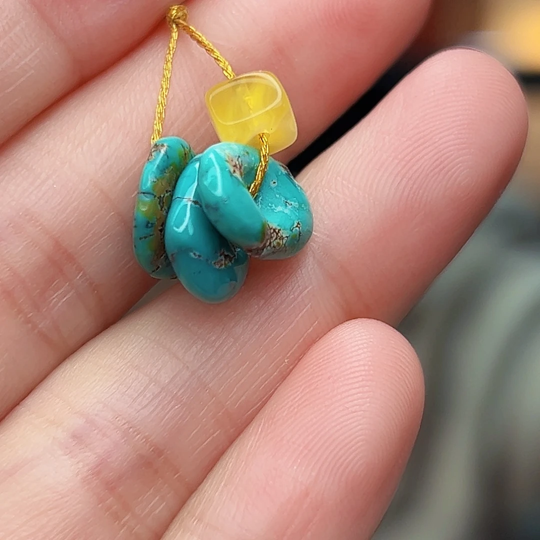 蜜蜡未镶嵌珠宝奇石