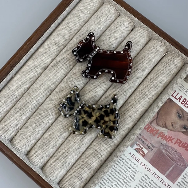 【杳饰】893新款 醋酸水钻小狗边夹个性时尚