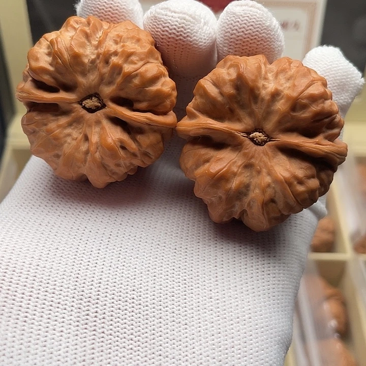 ****r把件文玩核桃蛤蟆头