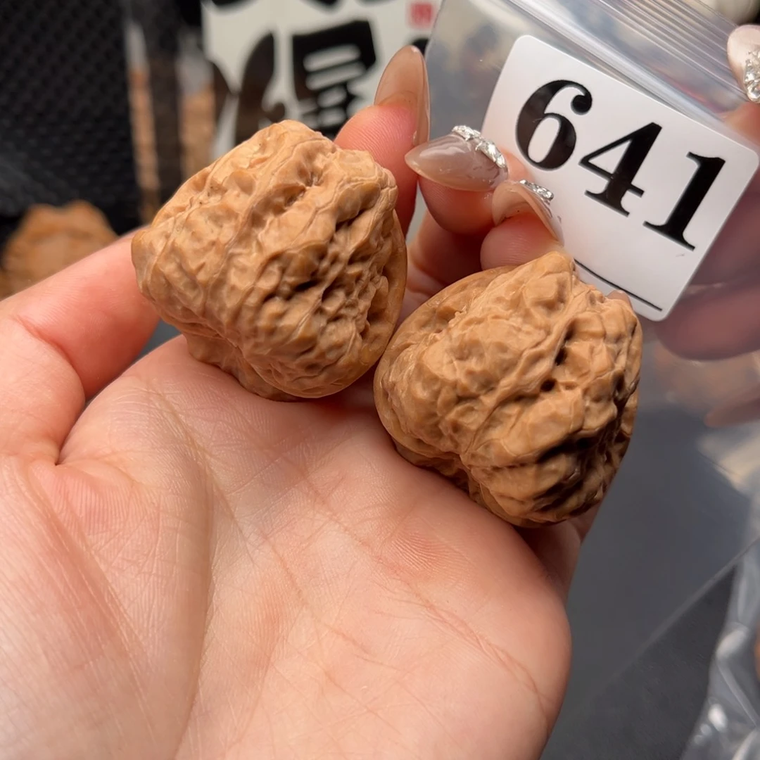 把件文玩核桃勉点37