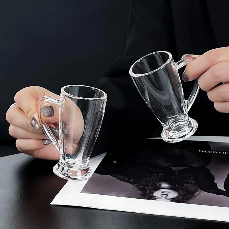 ins风玻璃杯子高颜值带把酒杯小众设计感烈酒杯一两杯白酒杯小杯