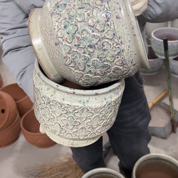 高度19厘米口19厘米