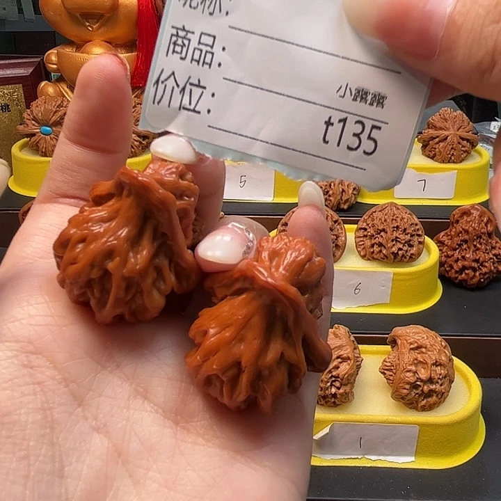 吊坠文玩核桃报喜鸟