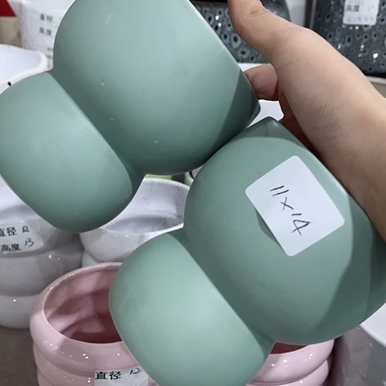 多肉绿植陶瓷花盆9.9包邮，有孔